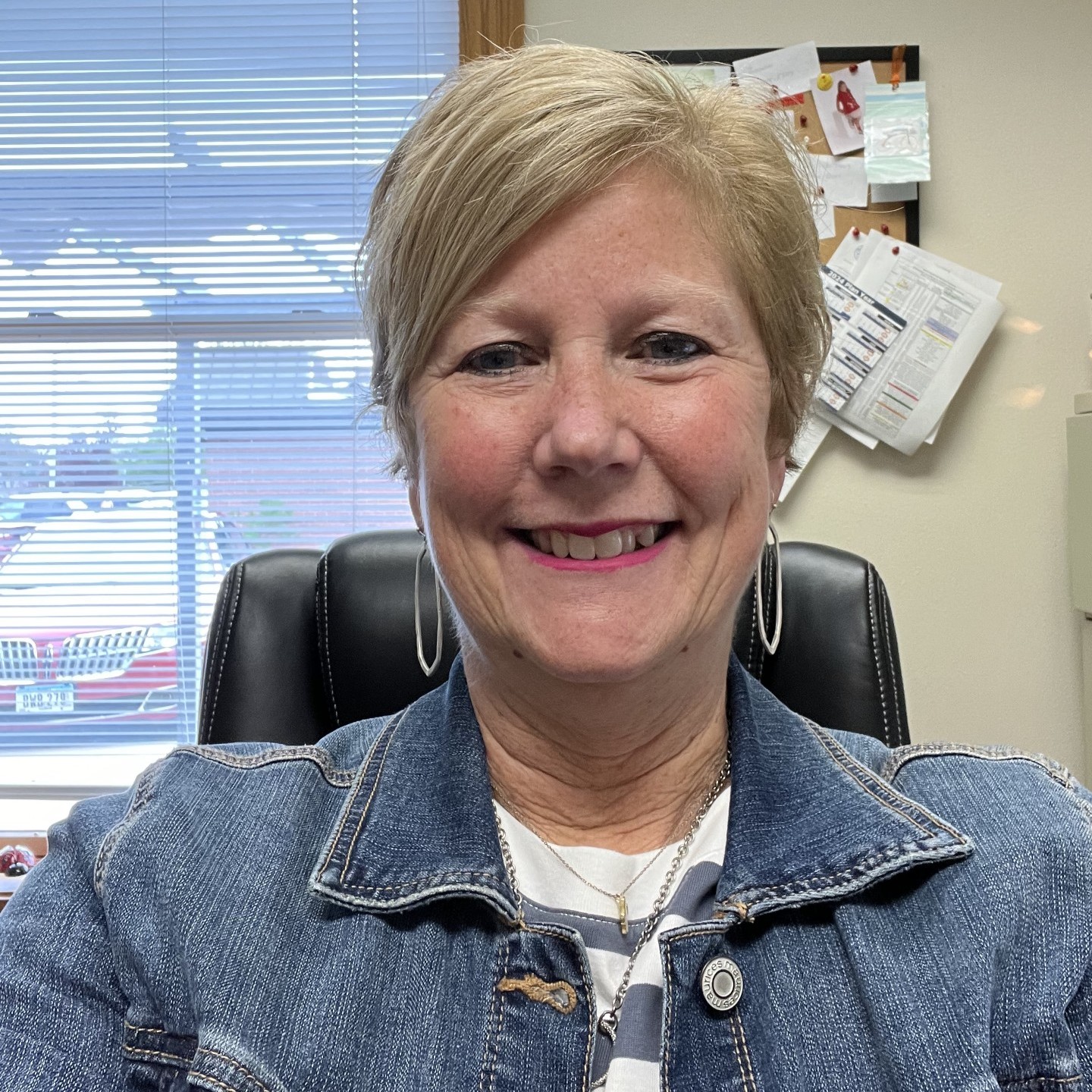 Headshot of Joan Grothoff.